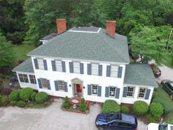 Oak Manor Inn 하츠빌 외부 사진